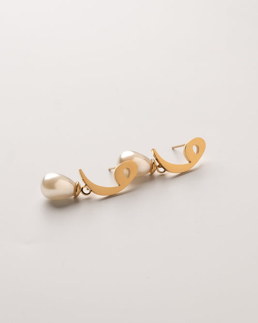 Calligraphed Initial Earring و