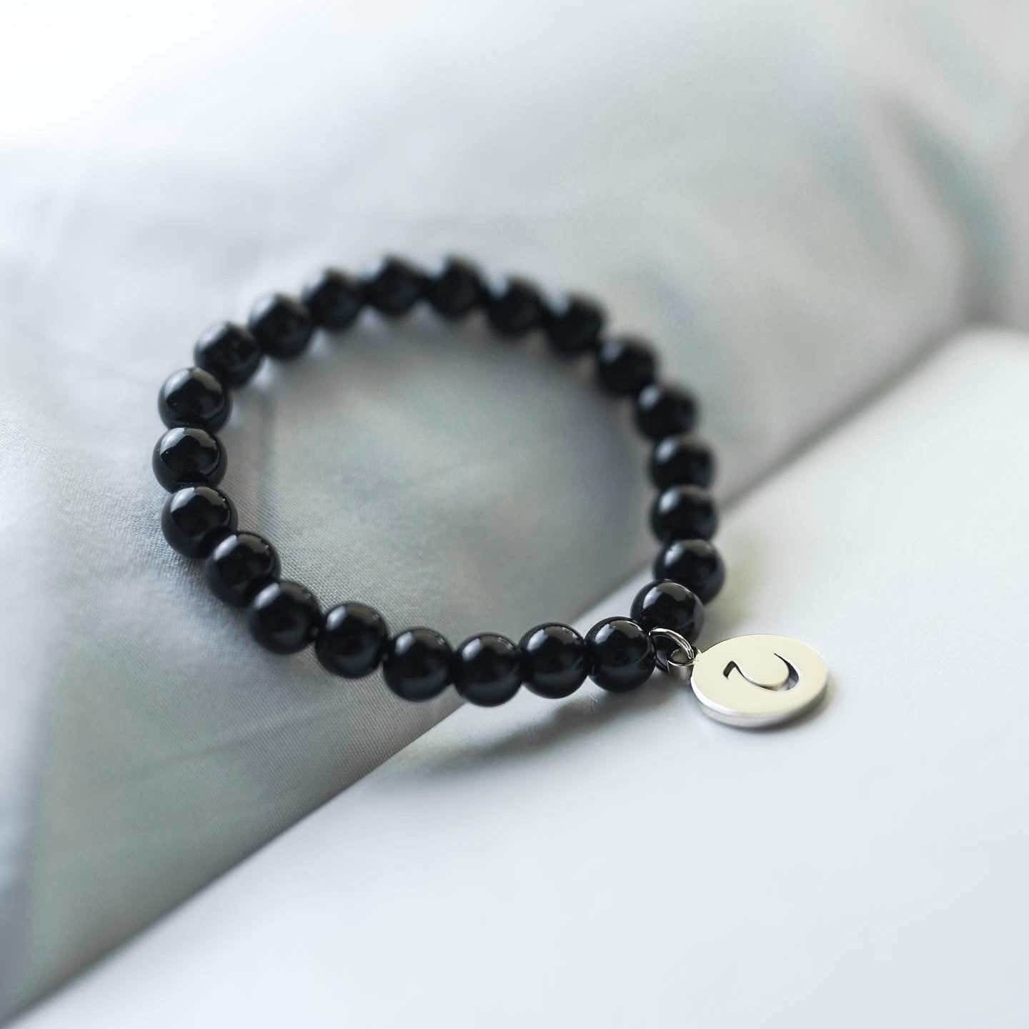 Shiny Black Bead Bracelet