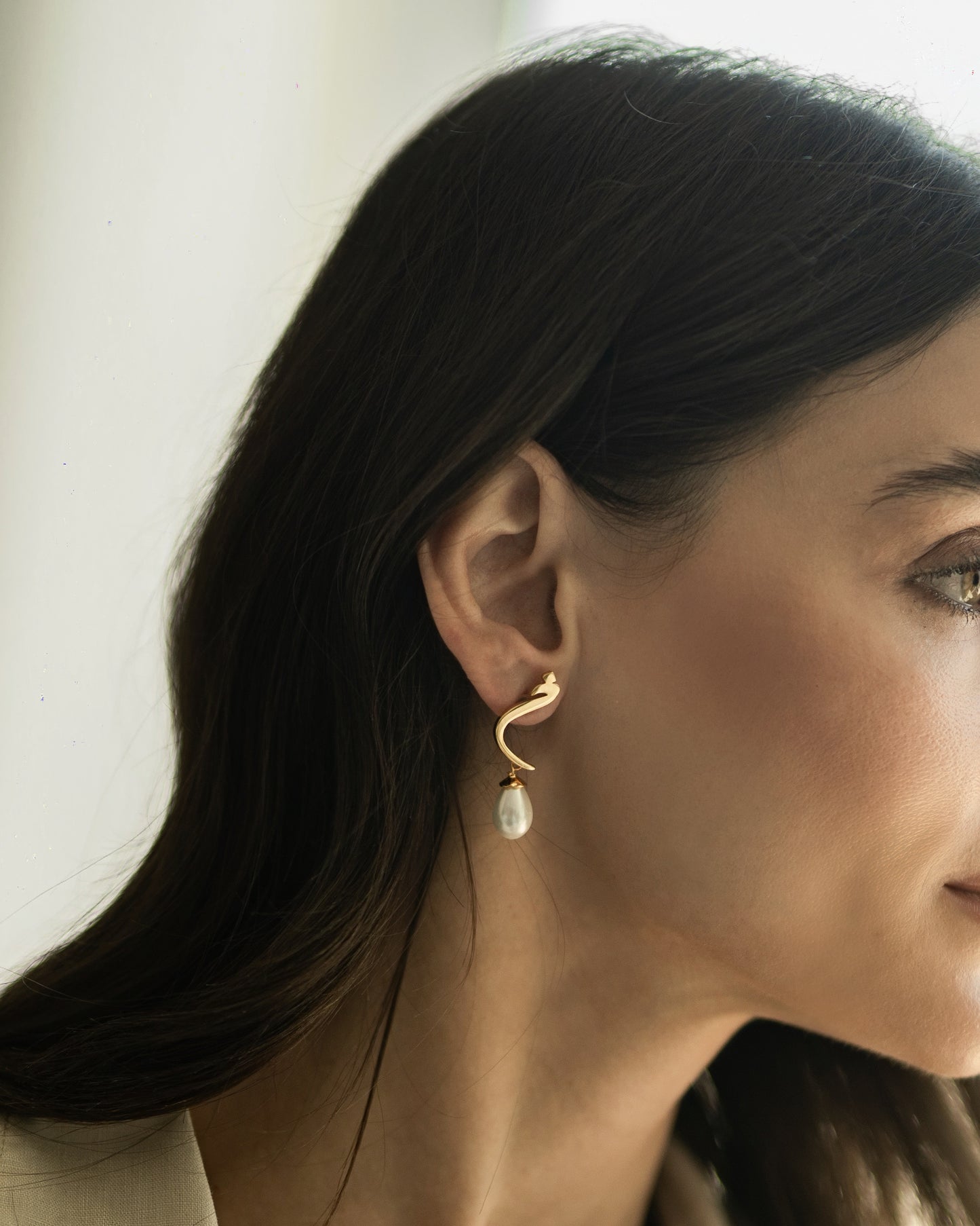 Calligraphed Initial Earring خ