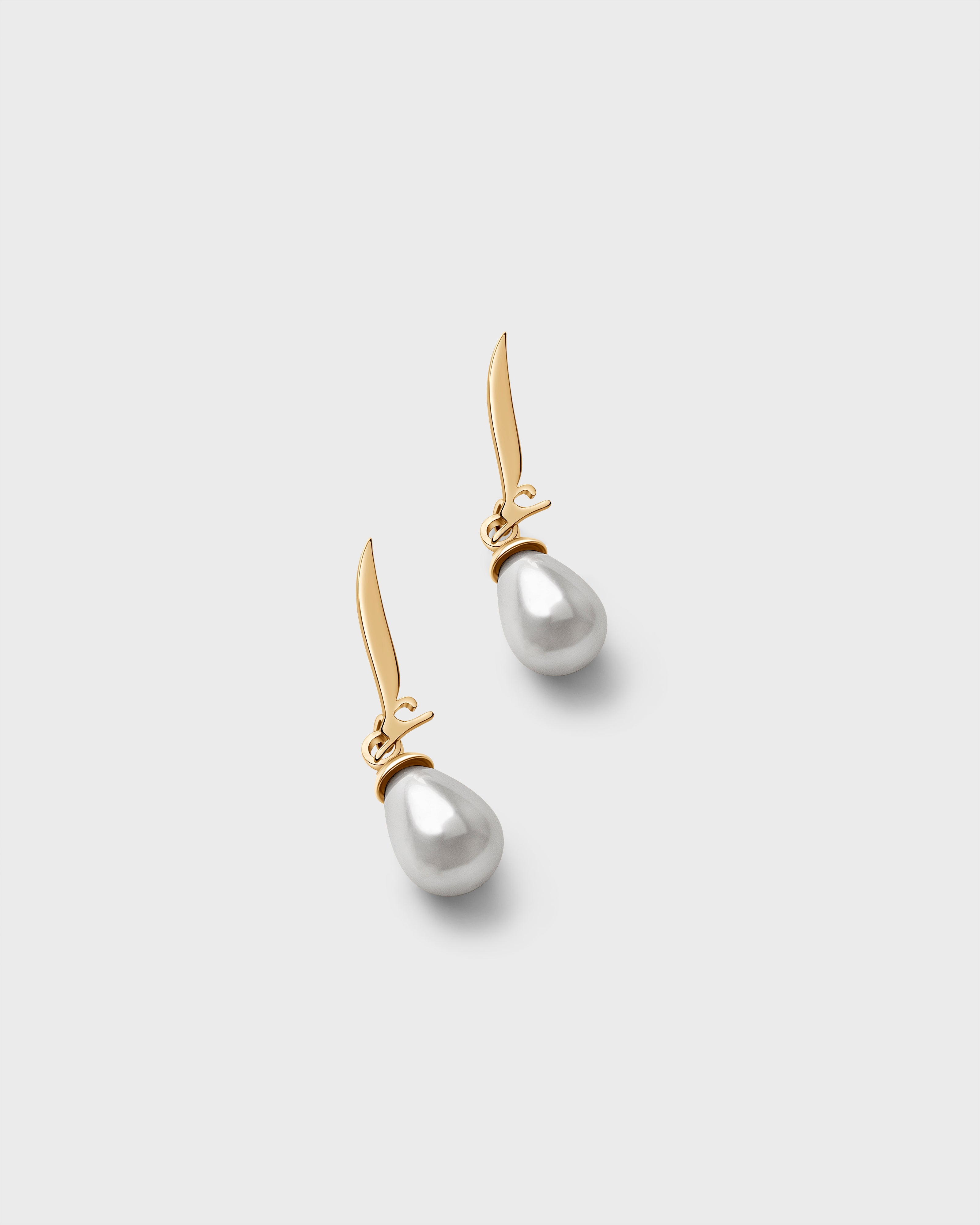 Calligraphed Initial Earrings إ