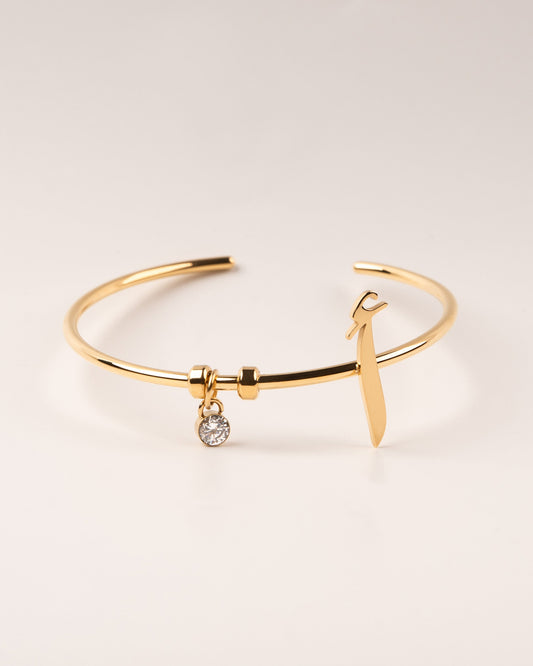 Initial Cuff أ