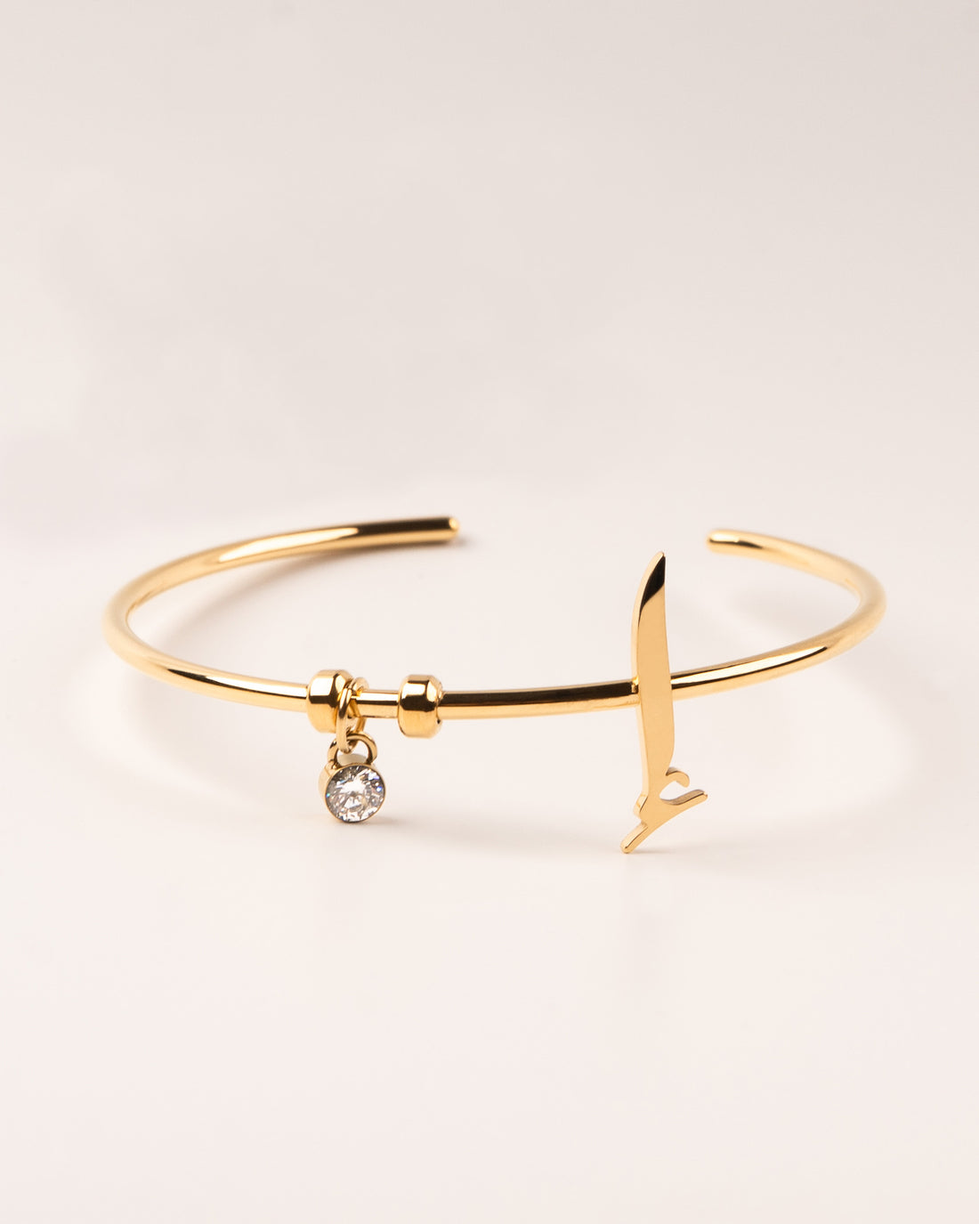 Calligraphed Initial Bracelet إ