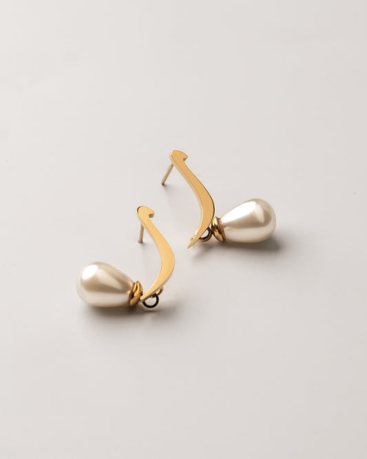 Calligraphed Initial Earring ر
