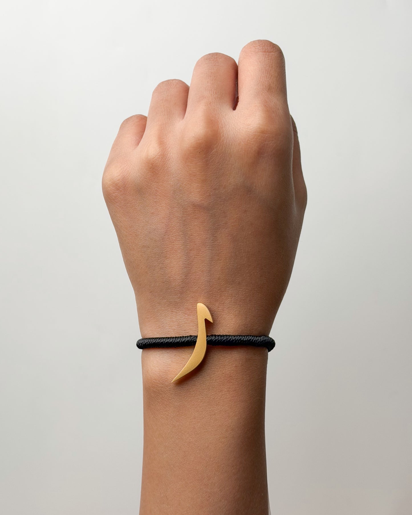 String Initial Bracelet ر