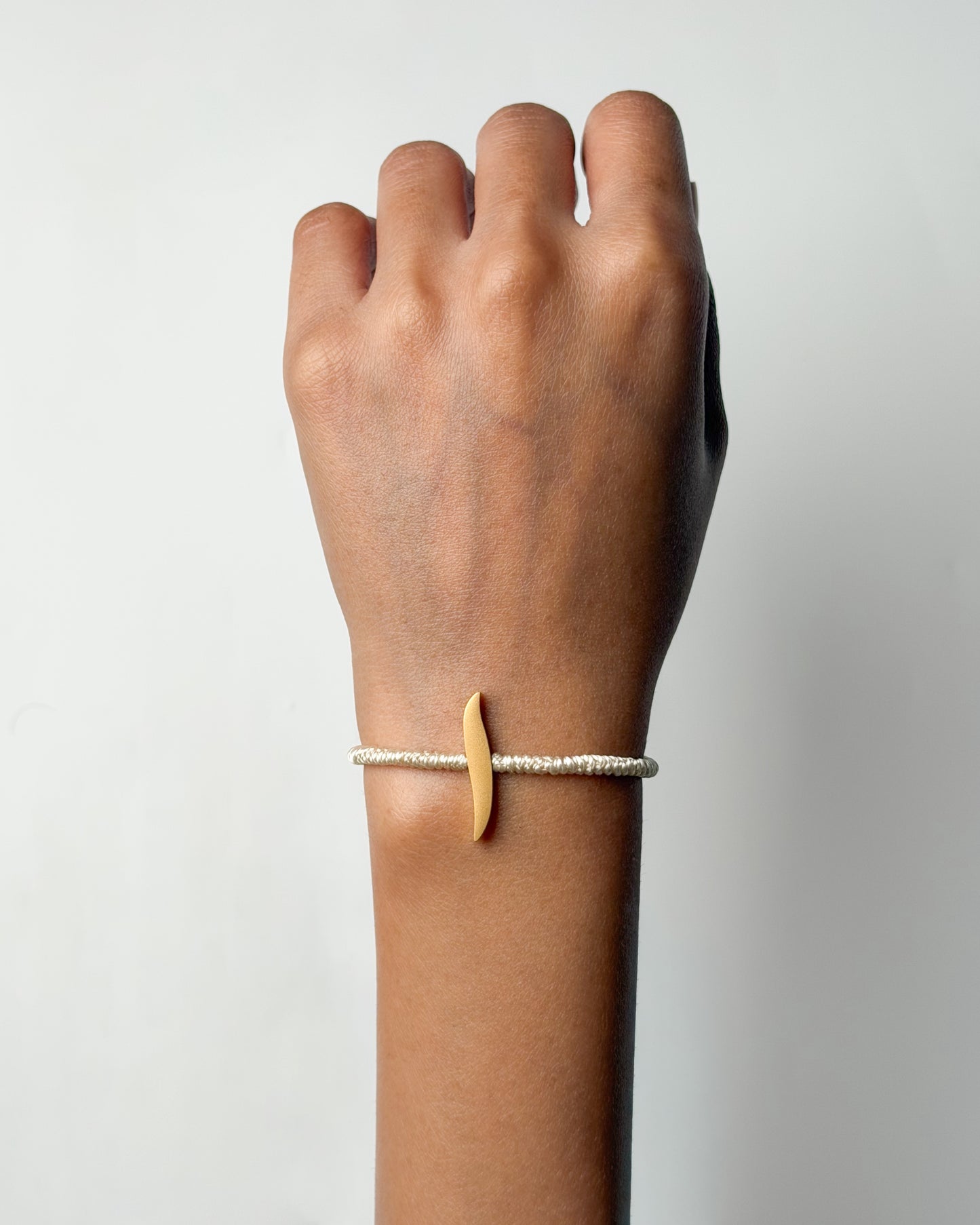 String Initial Bracelet ا