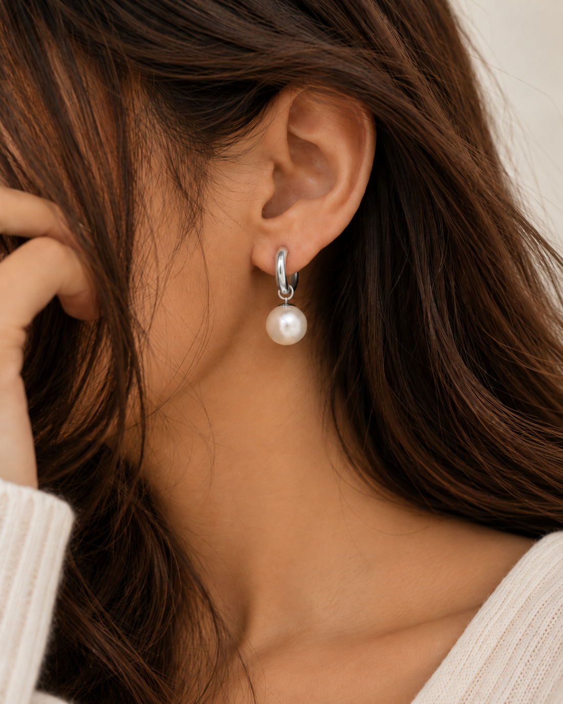 Cove Pearl Earrings (Silver)
