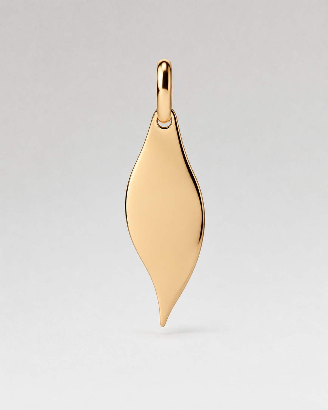 Dahlia Engravable Pendant